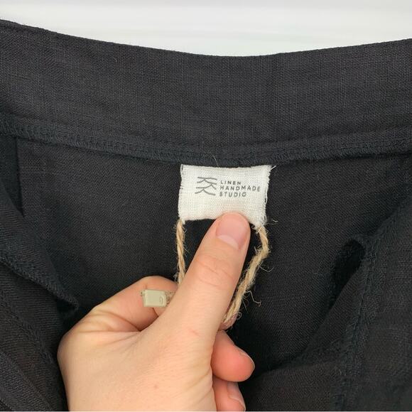 HANDMADE LINEN STUDIO Ginger High Waist Tapered Linen Pant Black - Picture 6 of 9
